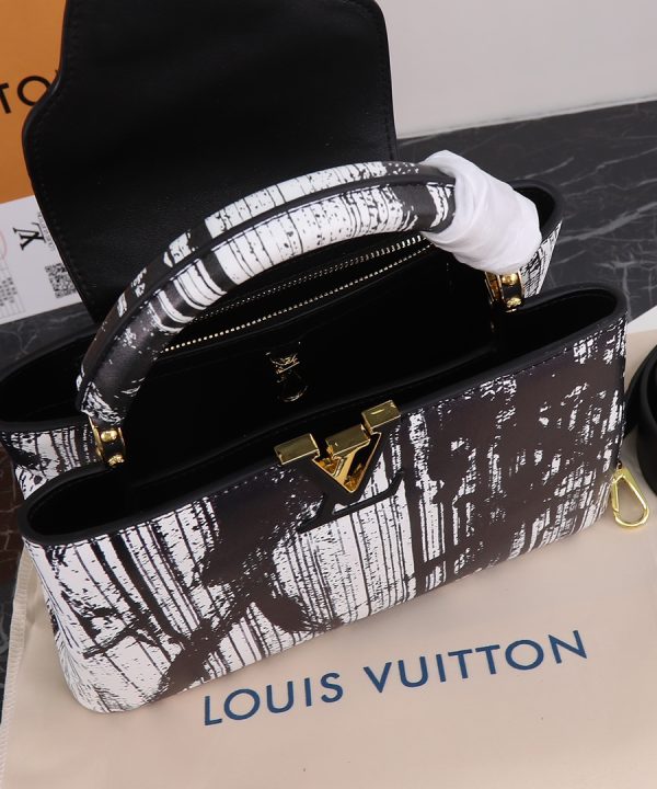 0165b4b1ffff41c0991271f97bf8c14c 0165b4b1ffff41c0991271f97bf8c14c