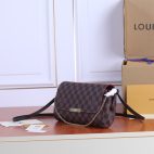 016f1bdb2d464b96a1e30f4614a3a975-1