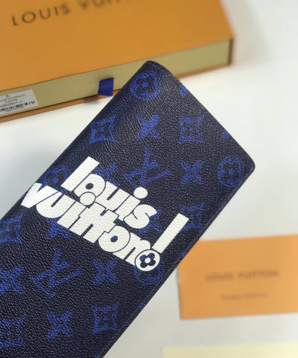 05564f33229047cfb608aef4dbf15c0e-1