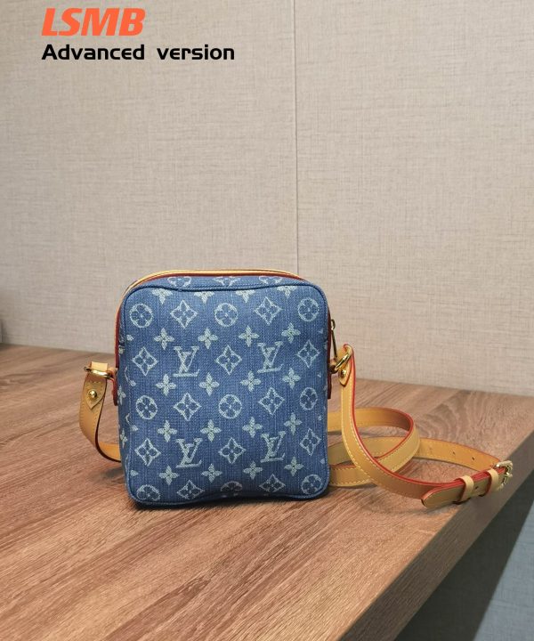 06e8d57a3e334742b8628636de952544