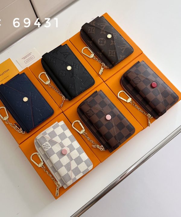 09f2d68e910c4550a4b3dfc574225872-1