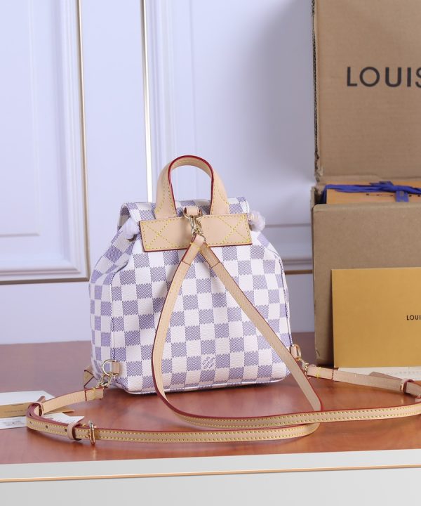 0cd6bce077d74efeb095cc4daf97b2dd-1