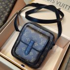 0d1a55544ded422c8bc4c89a0f76ea70-1