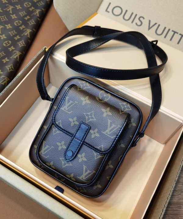 0d1a55544ded422c8bc4c89a0f76ea70-1