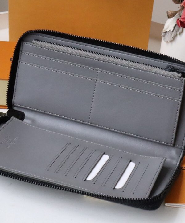 0efac4259ba8474a885fa799d2799d68-1