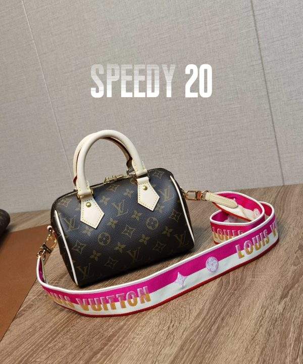 108902ce39c943fcbda6c68915dd604d-1