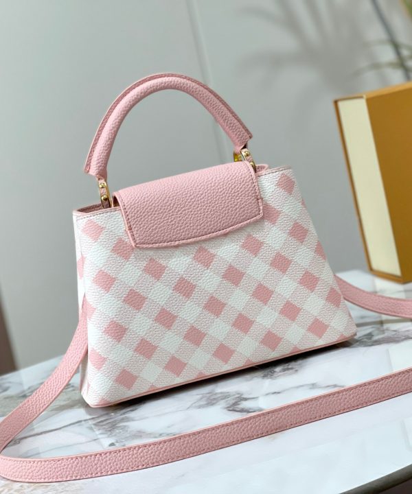 135f160fdf9c408199334e07edf132da-1