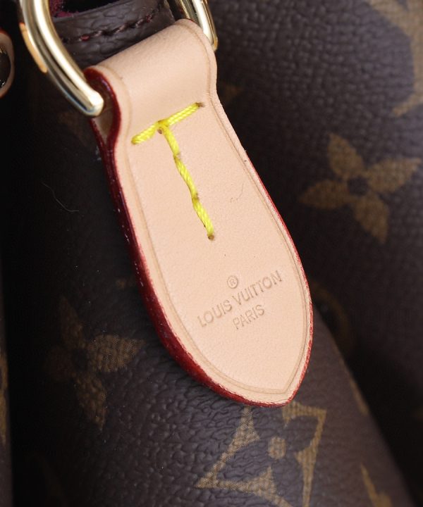 14664c80986742fb9e07a72b43f72449-1