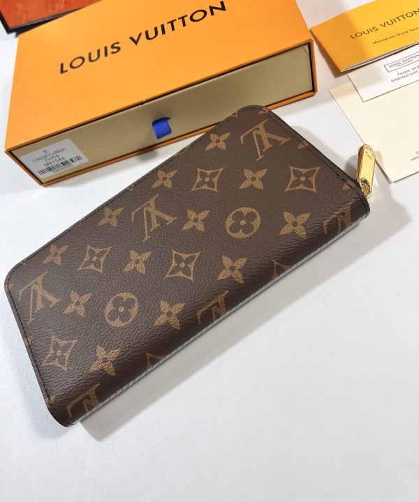 16fd15ee366e4dcd9e4b03adf537a450-1