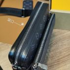 19e2dd4756204153a77f18ce17f0d38b-1