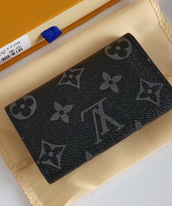 1a8f7a9986424de1a83232820af32ede-1