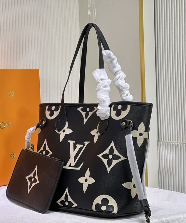 1e53e9f19ce845499727fbbe05bfe8e6-1