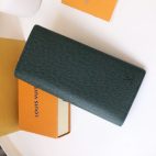 20db1c9b1d4e45d6b317bb543eb77725-1