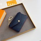 220e08ca9e144a54bf0c7ce2c04d5916-1