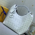 26eedf9e31364e09bae368aad99bead1-1