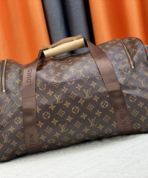 2b596fafaf85499d93163fea422257d3-1