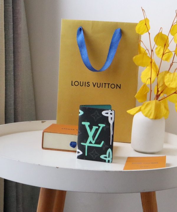 2b59852e7ecc4109968d05fc4187fc5e-1