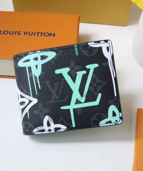 3205321f9f714adcb1a48d796e4cad73-1