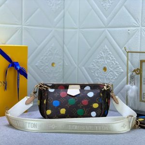 海外発送(10-15日にお届け)【LOUIS VUITTON レディース バッグ 】Multi Pochette -24x16x6cm