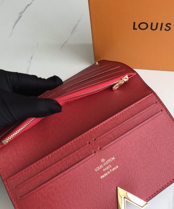 37ae3e9245e941d789e8877dd145da8c-1