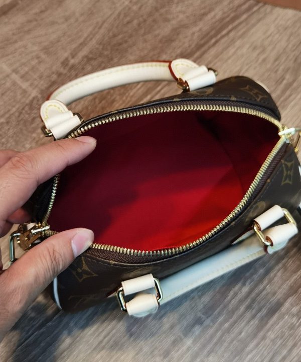 40e3362242d642b4b3f003403578672e-1