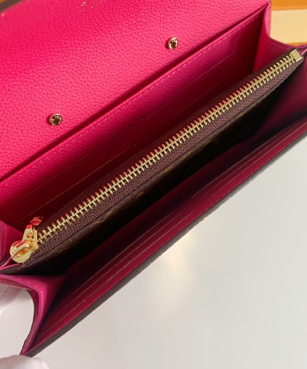 421da26076f5450291c1445e22d6413f-1