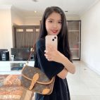 49afd1844b504ad7a45dc5cdcb317a79-1