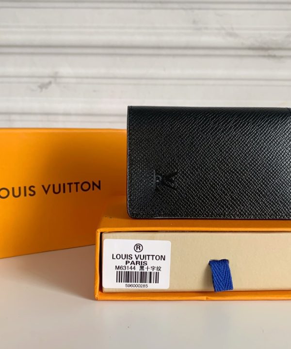 4b4c44cc9ab24c3a94bb07d1802a4035-1