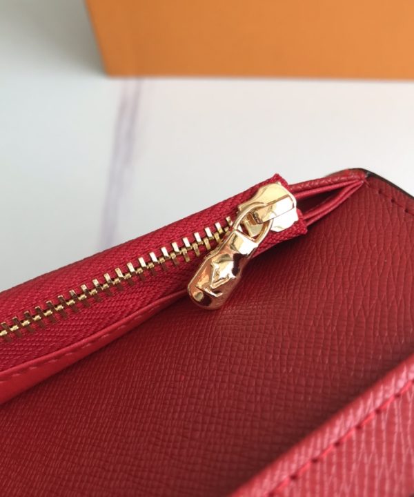 4e5133fa442b46babd2818241d6195ac-1