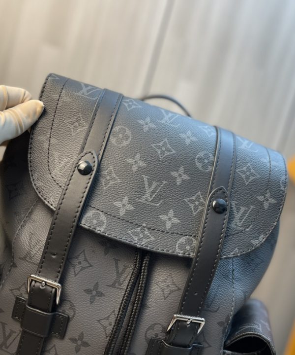 528fe802a7db462c872d2917e15f29f8-1