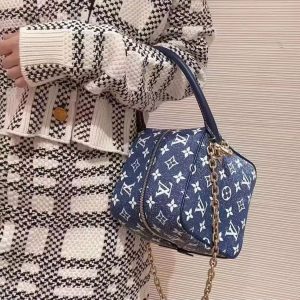 海外発送(10-15日にお届け)【LOUIS VUITTON レディース バッグ 】SQUARE -16x16x16 cm