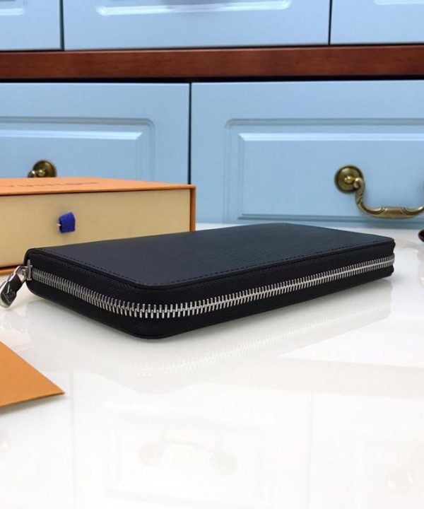 697226273f7b4987b8d37449d206d4c6-1 697226273f7b4987b8d37449d206d4c6-1