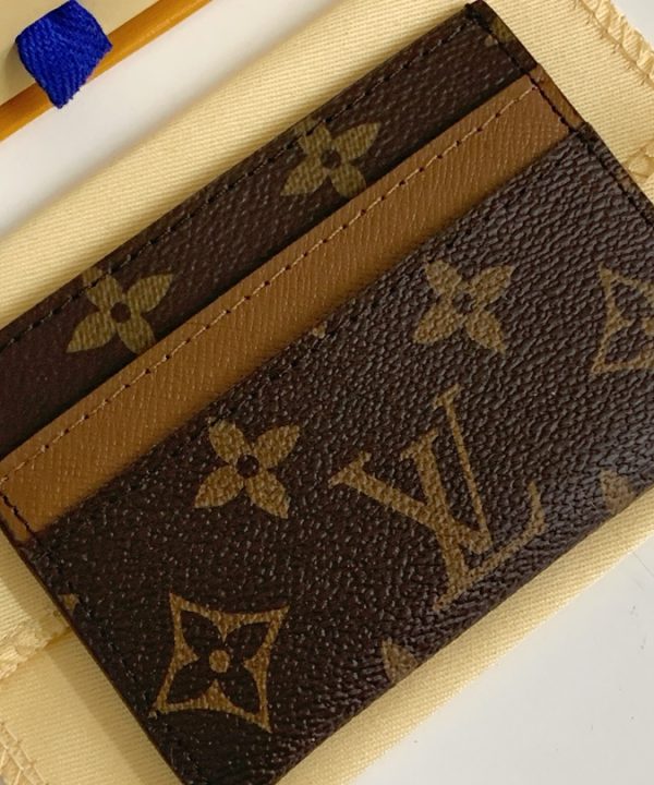 6e416ea173ef4fb187d79f8c697bb5ed-1