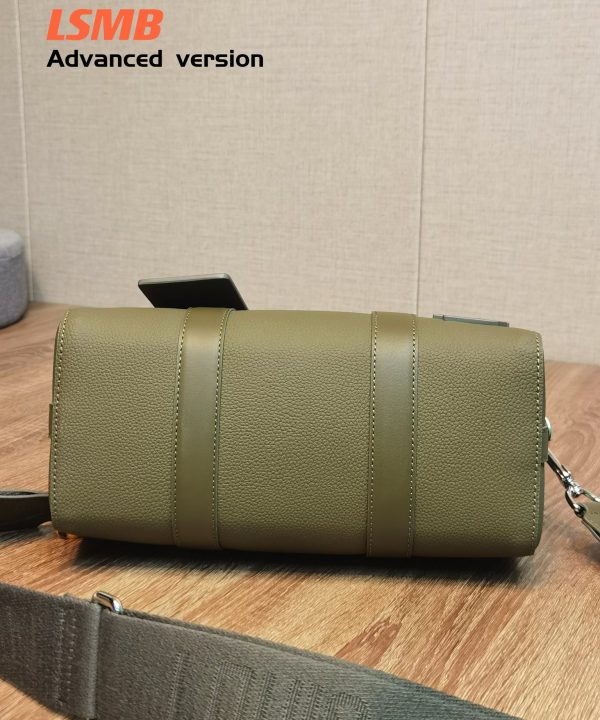 74c707fdb835455491ae927a7407b415-1