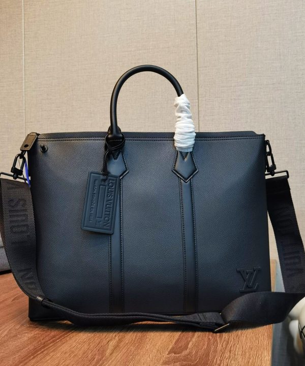 765b2e0e53be4a64b6cc377fe7b9773f-1