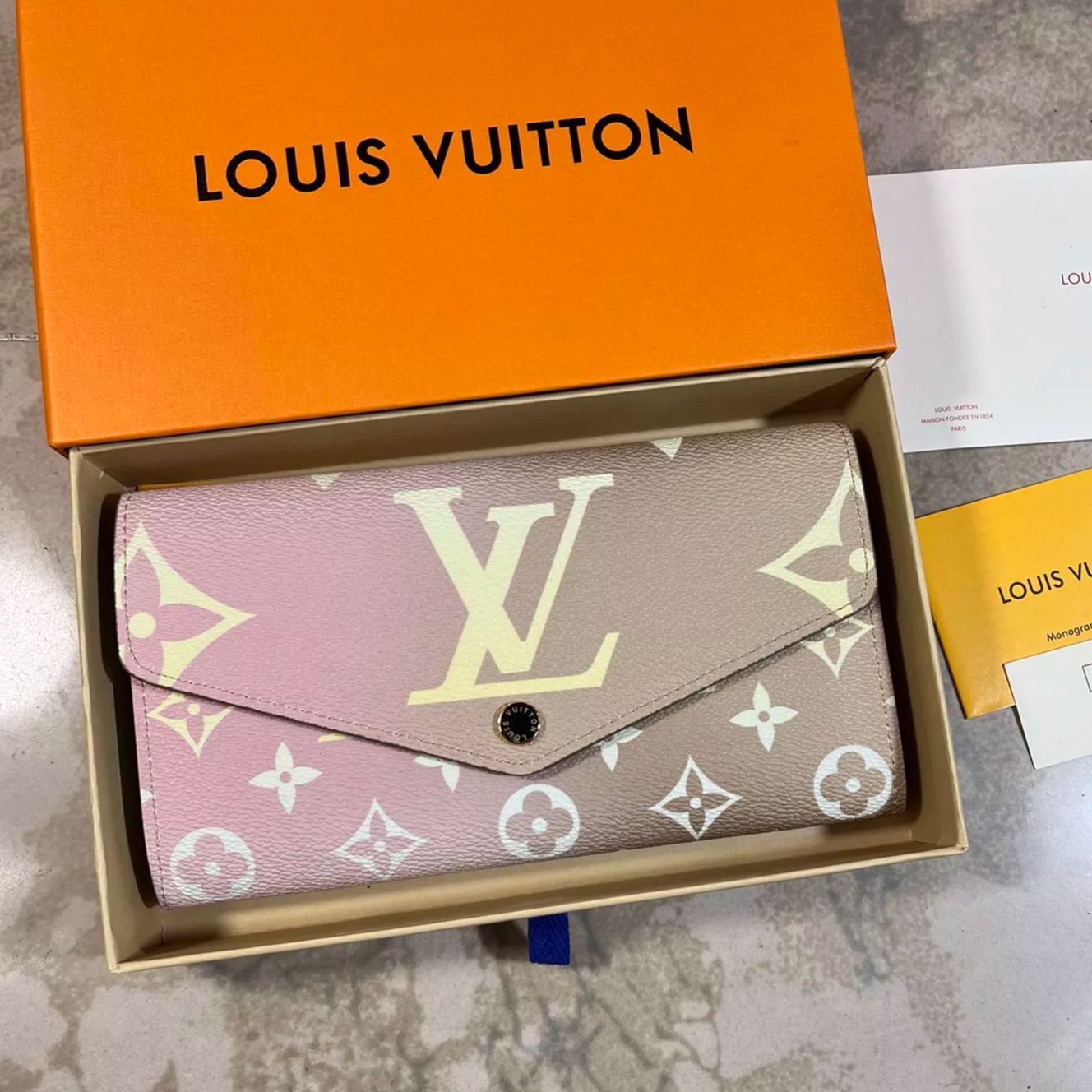 【Louis Vuitton 財布】19.5 x 10.5 x 2.5 cm -3色