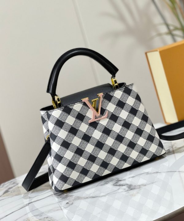 7d213058793241cd9f5b8993638989c4-1