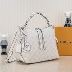 819c634600a24f14a03446ce7a343cf6-1