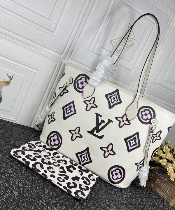 81f9b12569b44fb58d439744638bb0fe-1