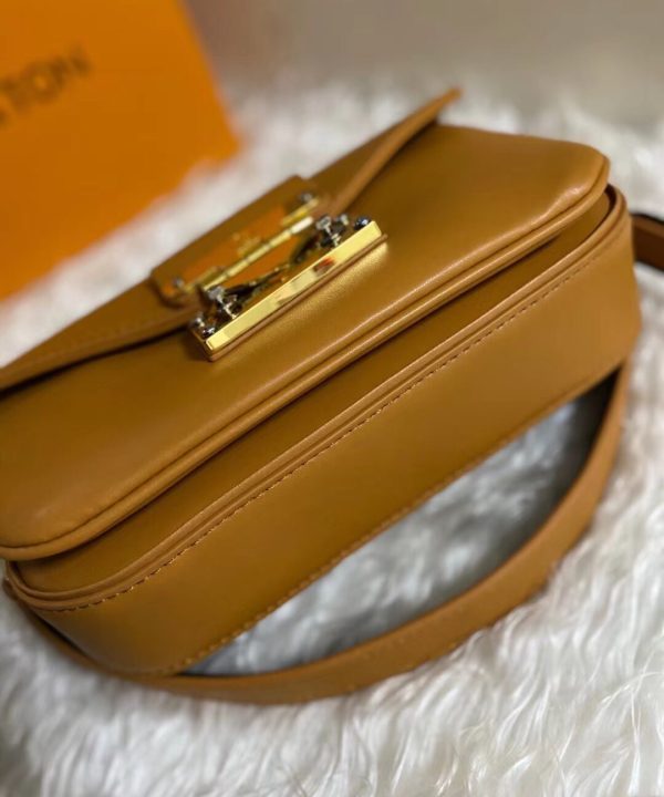 84a203460c644a859f2af1f31fba71e7