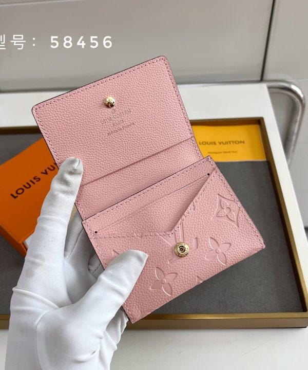 873e0be0e8664e9db8f3e398e855a3ea-1