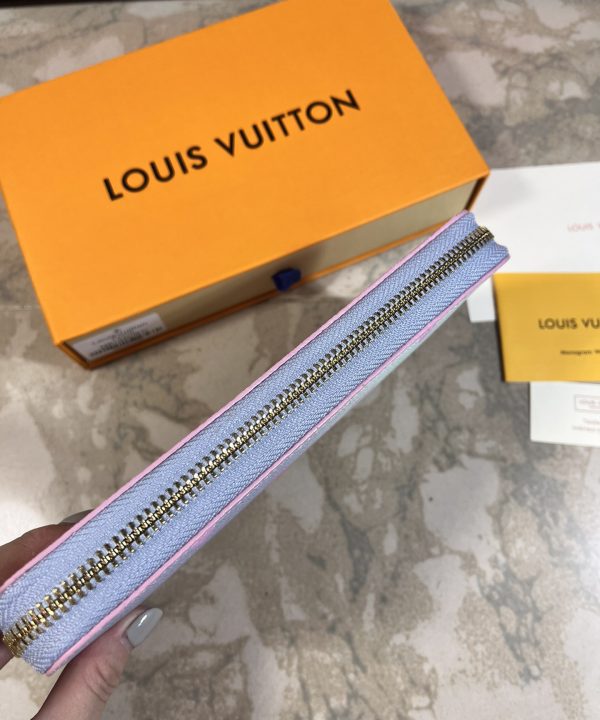 8a615c7611c447e68ef402434bfe10c8-1