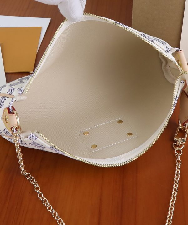 92be2444908f40548a0fbd7b4cc07d68-1