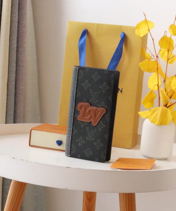 95d015c0838c4d08943154183962d25f-1