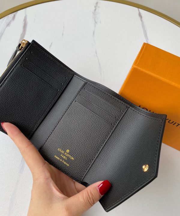 960446a28990407fb23d6a383cbb96c1-1