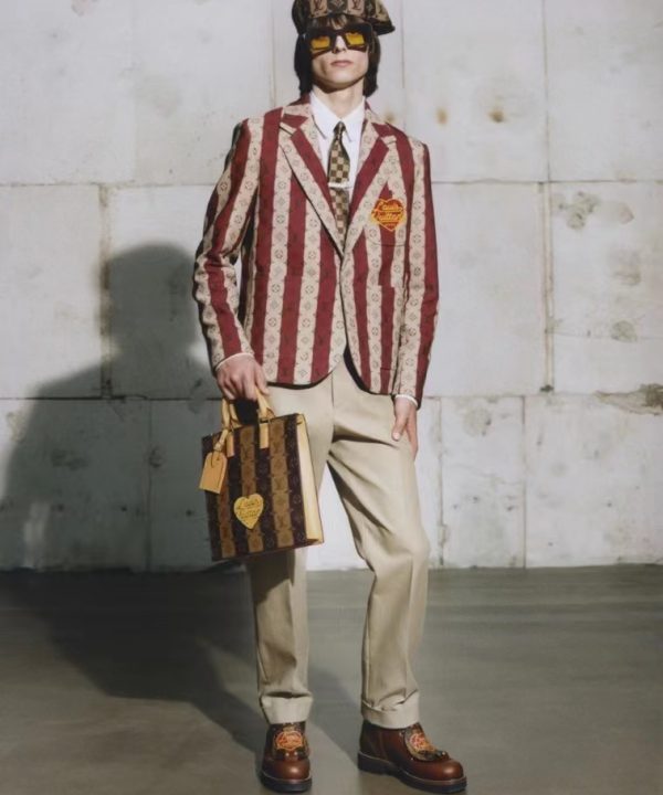 9763023febe74072bfe52b3674788971