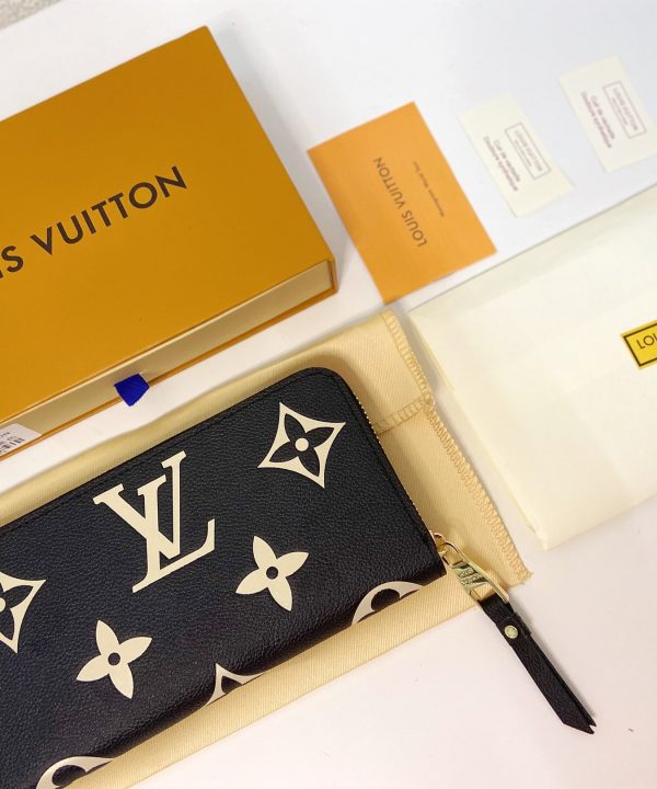 9993afddb2f74ae6b030d7adfa7529b8-1