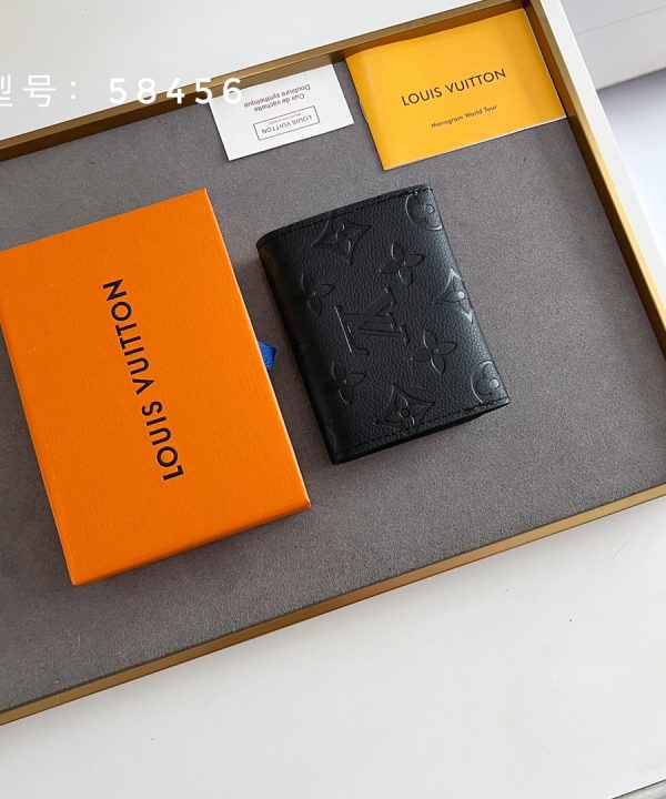 a70847e2747d43aaa94d8e7ea8f8b628-1