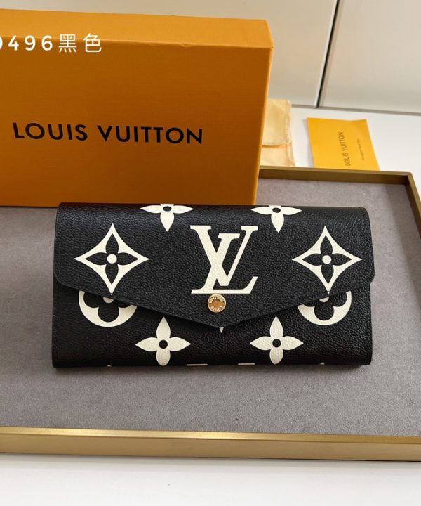 a9c548c4801644b18abaad5bac6f1f18-1