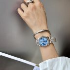 aecd36f1461f455987e31059dd739589-1